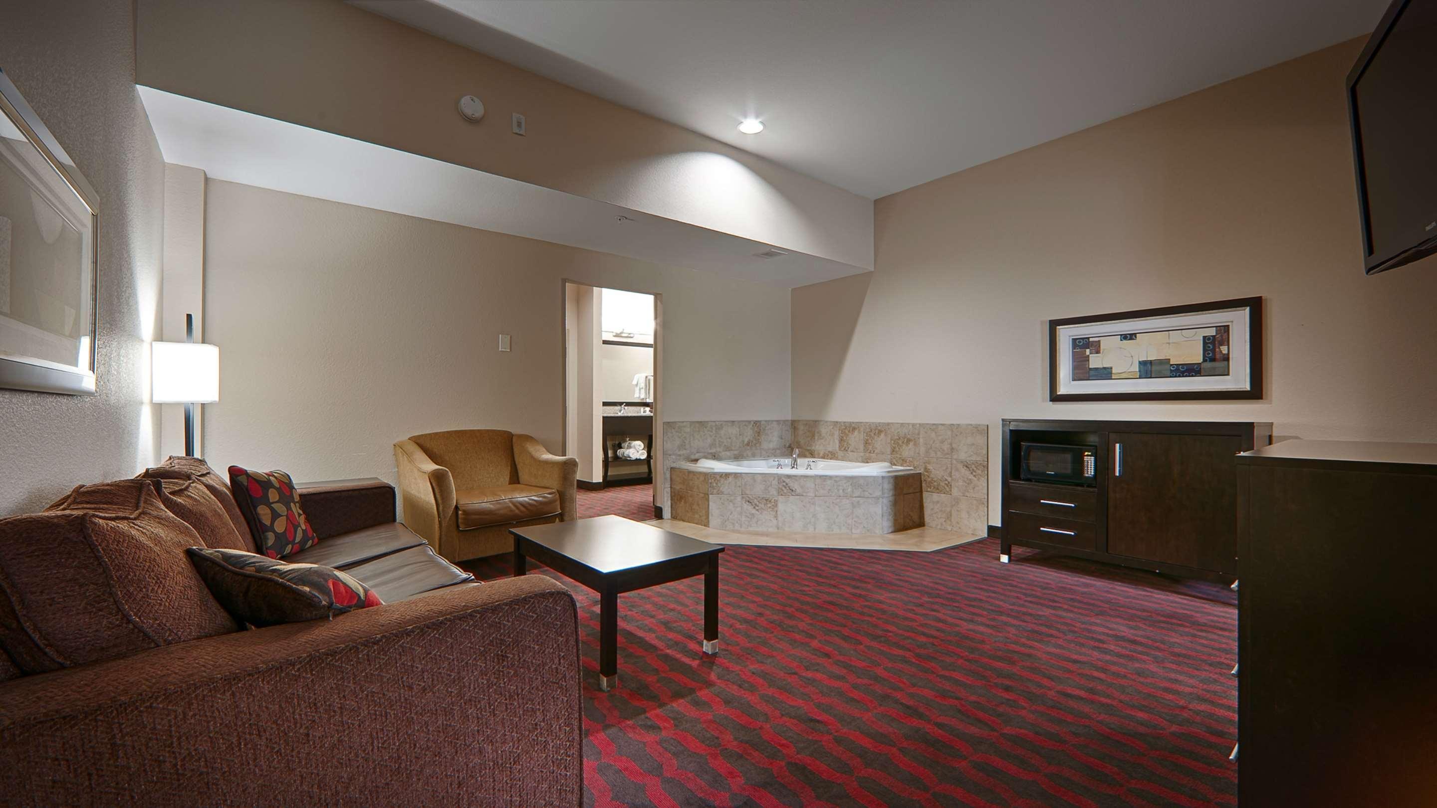 Best Western Plus Cushing Inn & Suites Exteriör bild